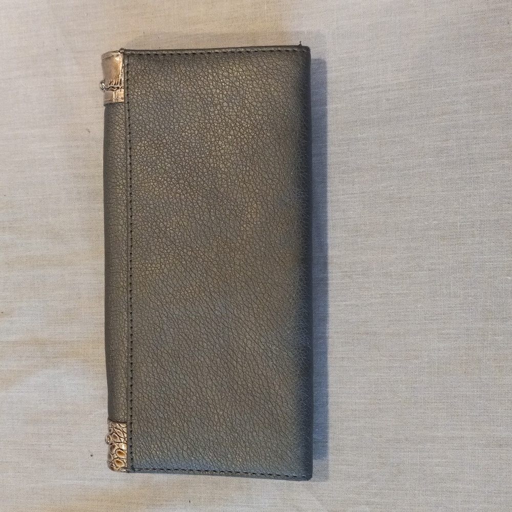 Wallet - Picture 2 of 16